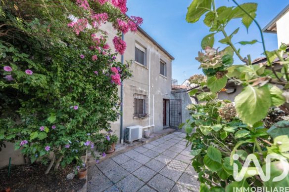 Villetta a schiera in vendita a Bondeno EL167038SR
